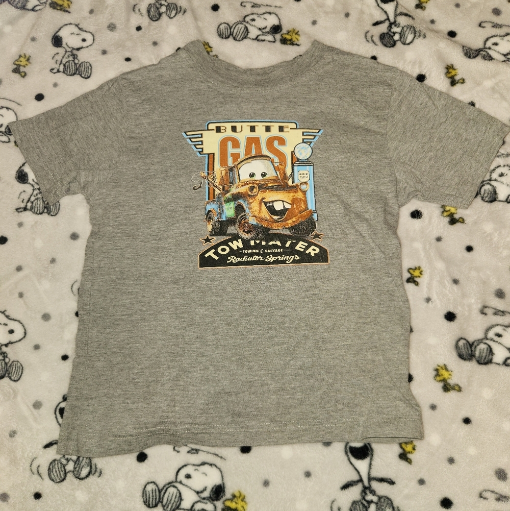 💙2/$8💙 Cars Tow Mater T-shirt
